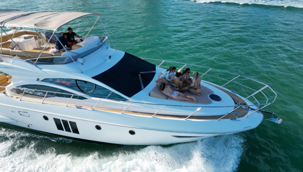 weekend yacht charter miami