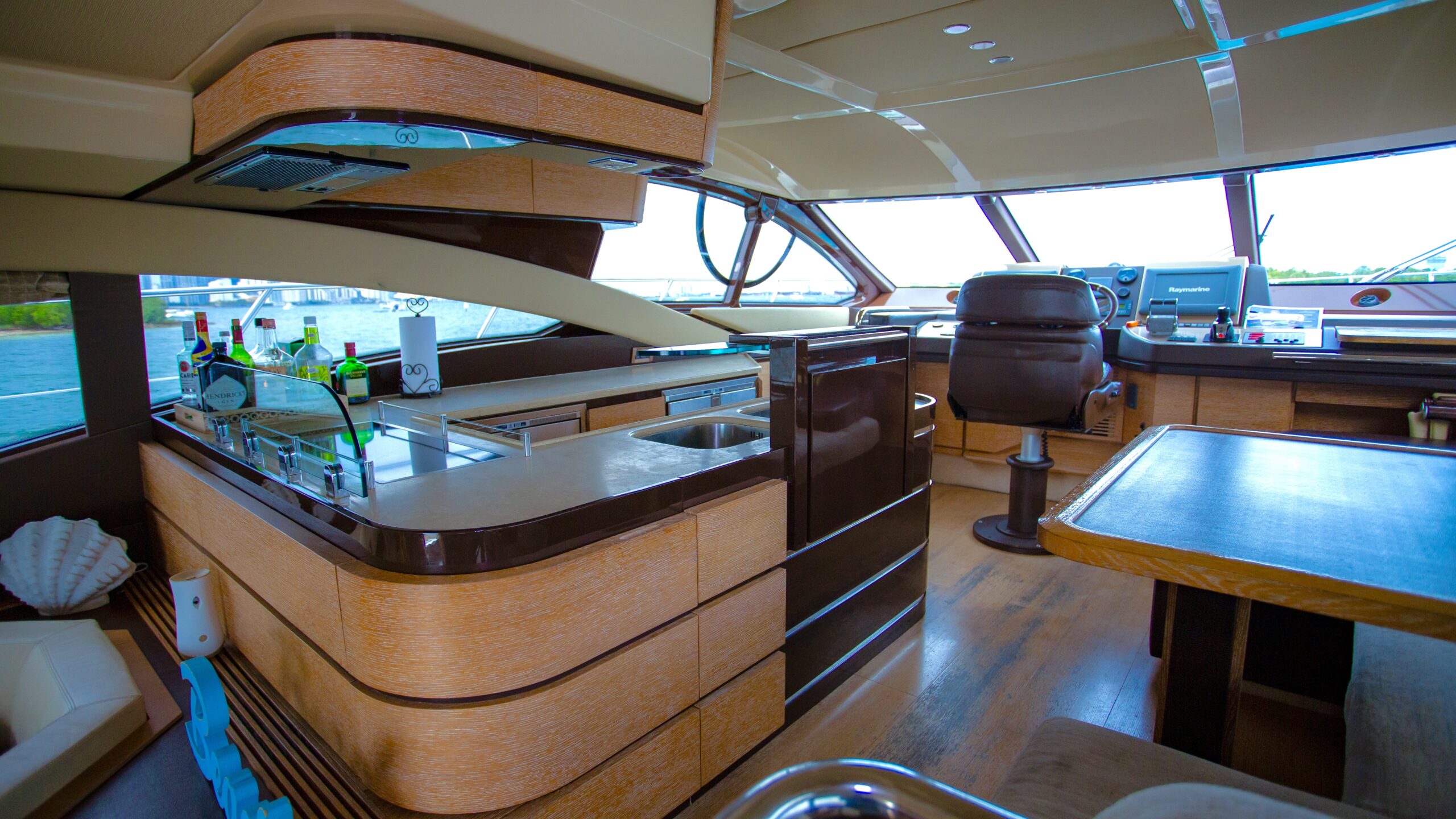 60' Azimut Fly Bridge