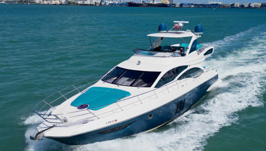 60' Azimut Fly Bridge