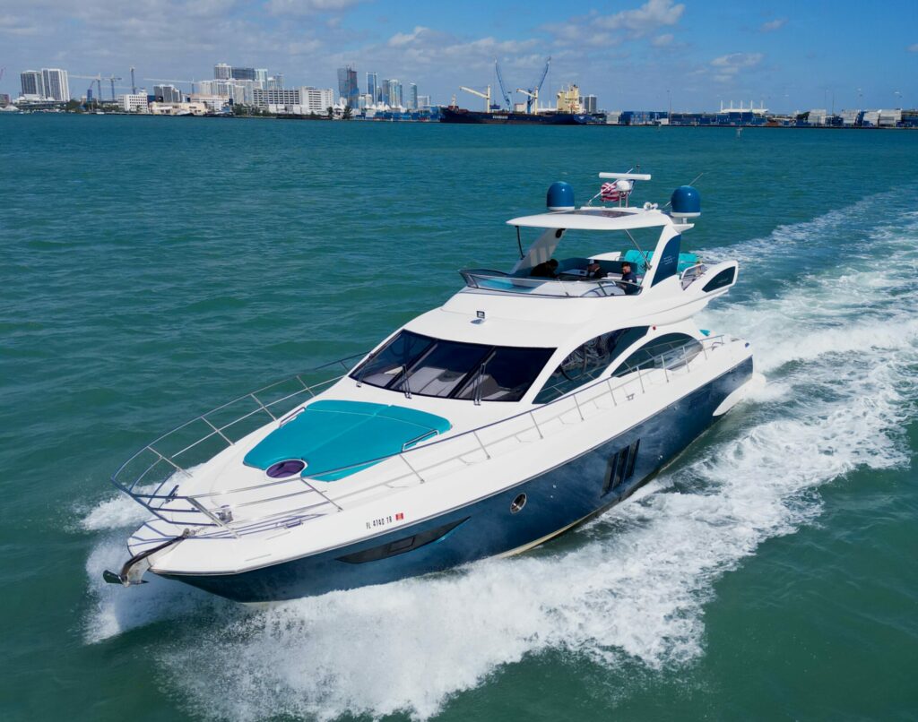 60' Azimut Fly Bridge